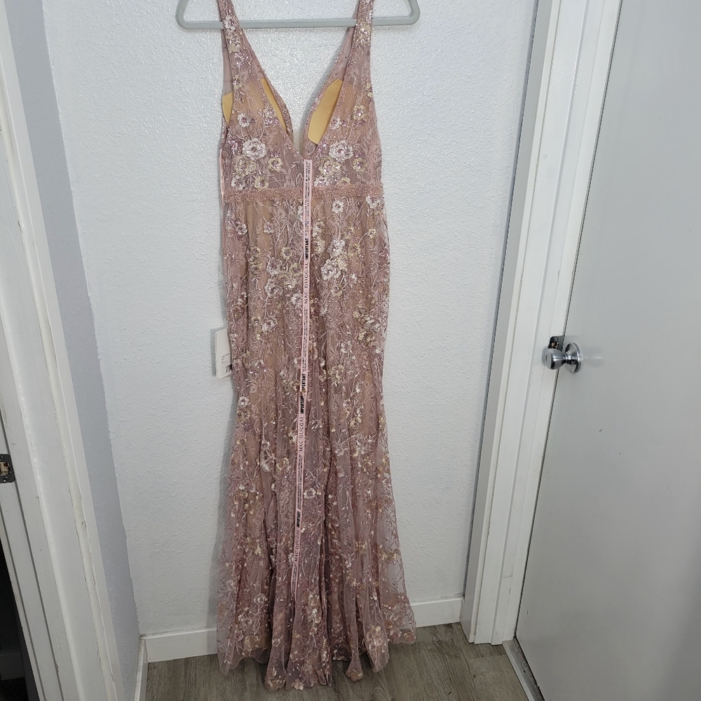 Mac Duggal 67481 Pink Floral Embellished Sleeveless Plunge Neck Gown NWT Size 4 - Picture 7 of 15